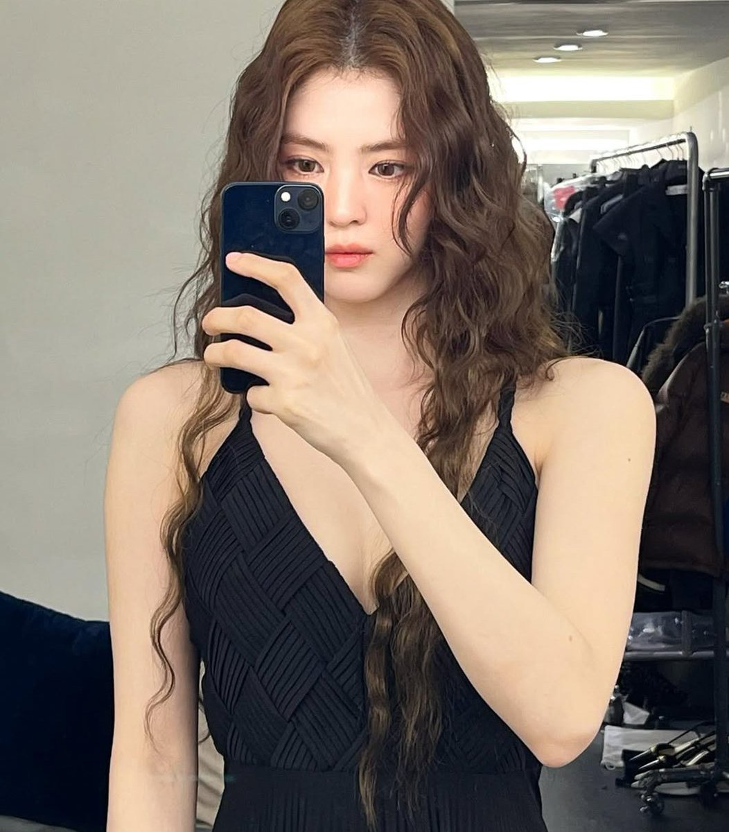 yoonchaeok's tweet image. thee dior goddess ♡