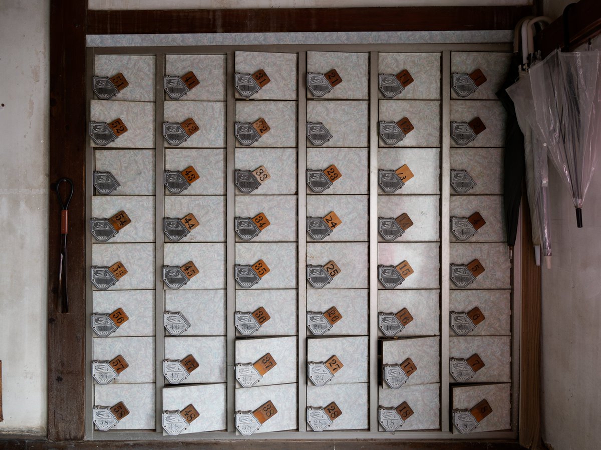 高水湧基／UC『団地の給水塔大図鑑 2026増補版』発売中！ tweet media