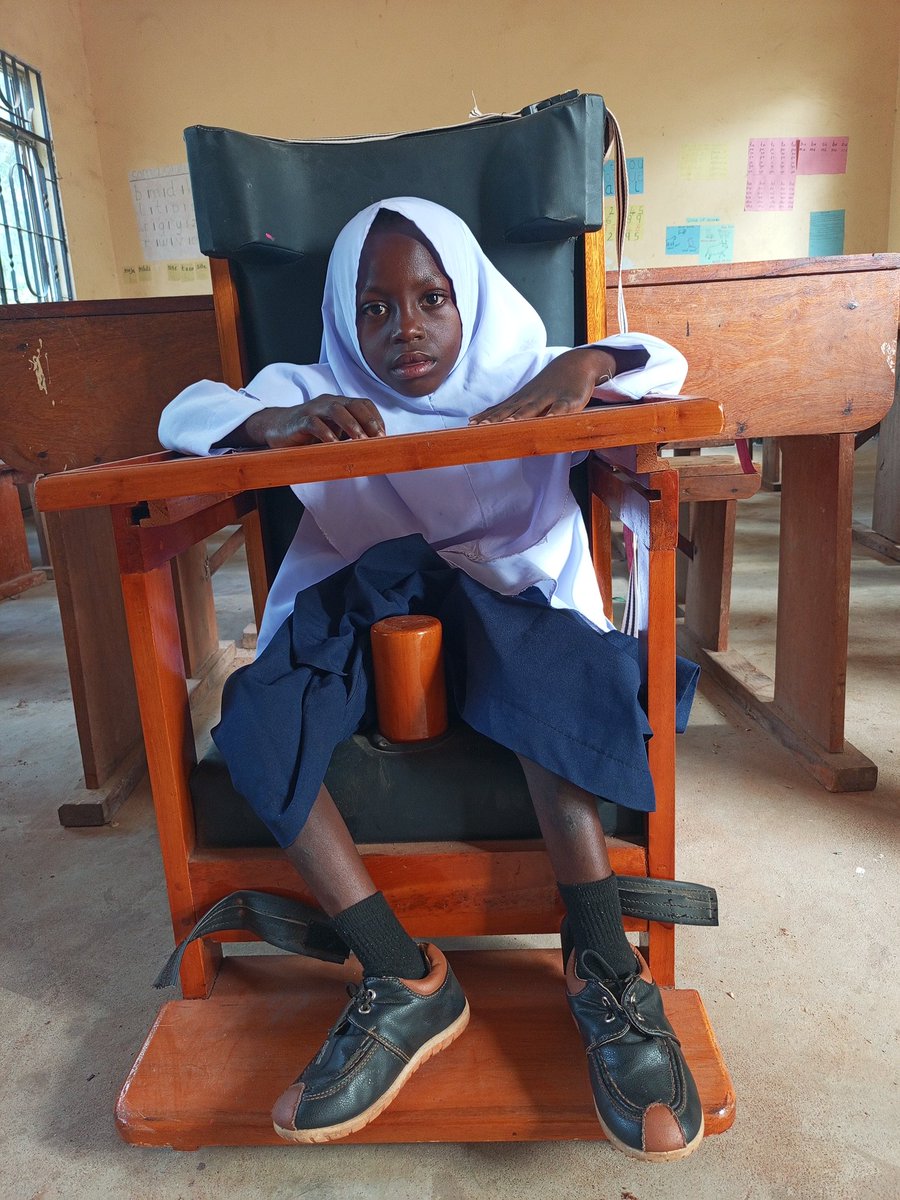 kalage_jr's tweet photo. Mtoto/Mdogo wetu anahitaji kiti cha kumsaidia mizunguko ya kila siku kama kwenda na kurudi shule lakini pia na matibabu ya afya yake.

Namba ya Baba yake 0782964485
Namba ya Mwl/Mkuu 0685694778 https://t.co/iLZIhRLhmp