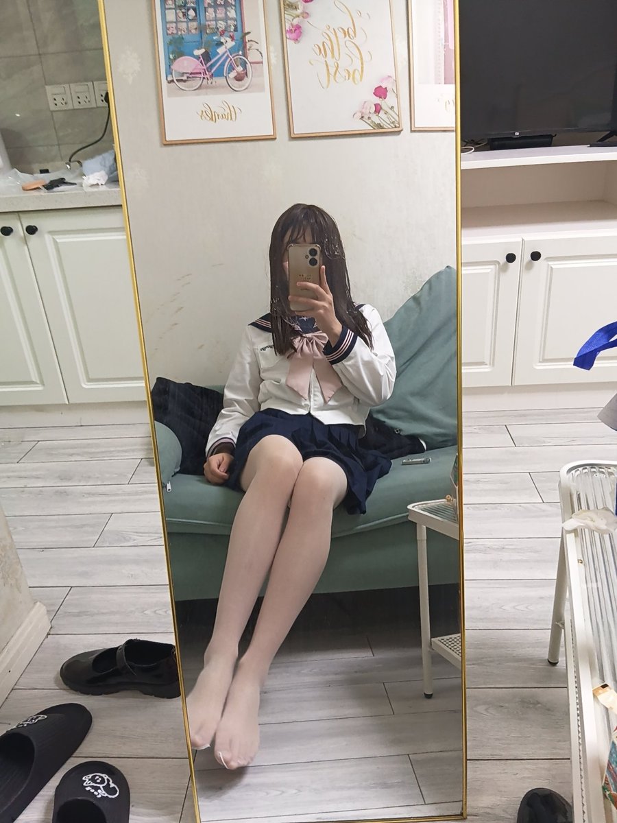 tt64041335's tweet photo. 白丝还是黑丝好看呢
#伪娘
#男娘 https://t.co/TL7Lf6J2jI