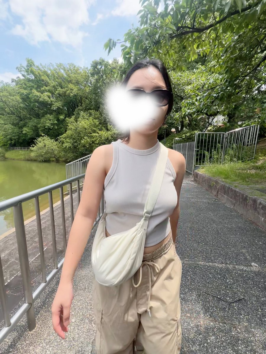 kreeeey1's tweet photo. レズセ探し中

リバです！ネコか同じくリバだと嬉しいかな🥺
DMで待ってますー

#レズセ https://t.co/5r78jIhpHW