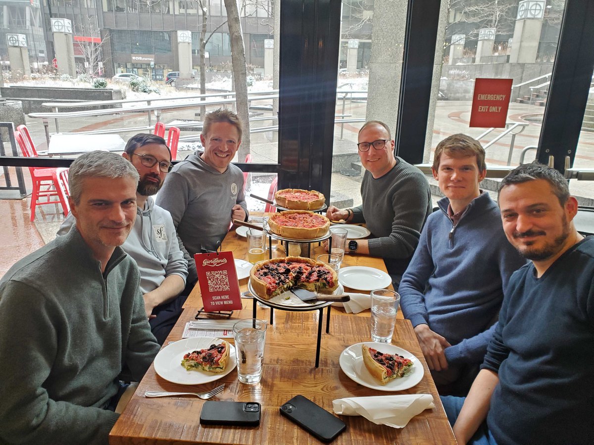 symfony_live's tweet image. #SymfonyDay Chicago 2025 kicks off in just a few hours! Join us at 9 AM (UTC -5 h) for a welcome breakfast
📍Google Chicago - Fulton Market, 320 N Morgan St Suite 600
Meanwhile, here are some highlights from yesterday!💚