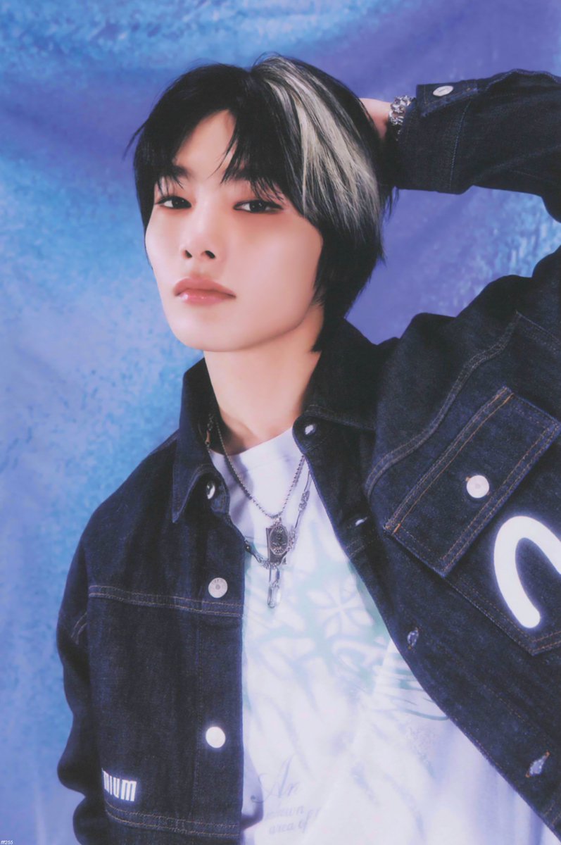 [scan] 2025 season's greetings message card

#StrayKids #스트레이키즈