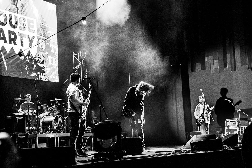 "..sounds like the ghost of Mark E. Smith haunting Fontaines D.C., rattling pipes, smashing pint glasses, and mumbling threats through the static of a half-tuned radio."

Thanks Paul #Devilstuna for featuring new <a href="/kikkersuck/">Kikker</a> single 'Destroy' - Out Now 💥 

besttuna.blogspot.com/2025/03/Kikker…