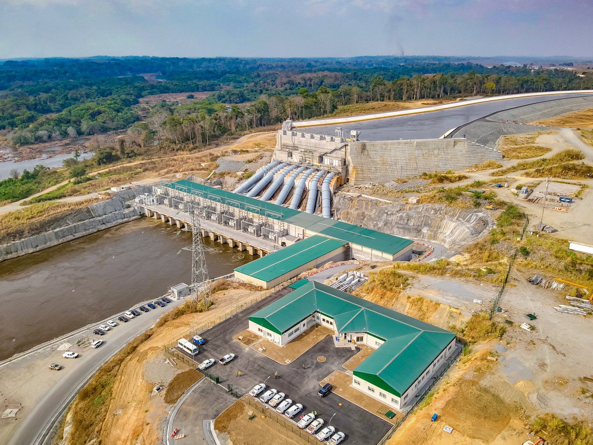 Des ouvrages aval de l’aménagement hydroélectrique de Nachtigal.

#Cameroon🇨🇲