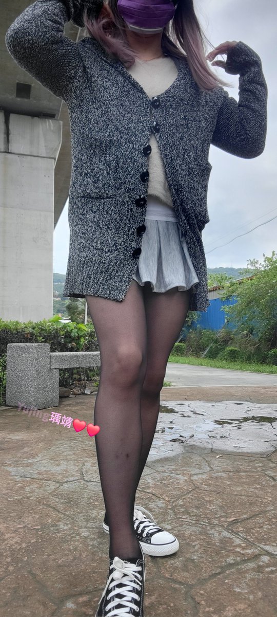 Yujing_Lin0304's tweet photo. 這星期六白天，考慮中要不要女裝外出呢😊，還是有霉腿粉想找林祕書1對1約會呀❤️ https://t.co/zBcJpO9qyC