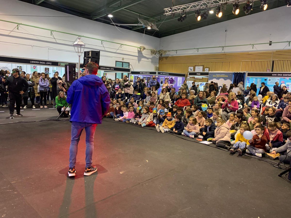 📝 El Salón del Libro de Pozoblanco sigue creciendo en su undécima edición con cerca de 10.000 visitantes.

ℹ Noticia completa:
pozoblanco.es/el-salon-del-l…

#Pozoblanco #Noticias #SalónDelLibro2025 #CulturaPozoblanco