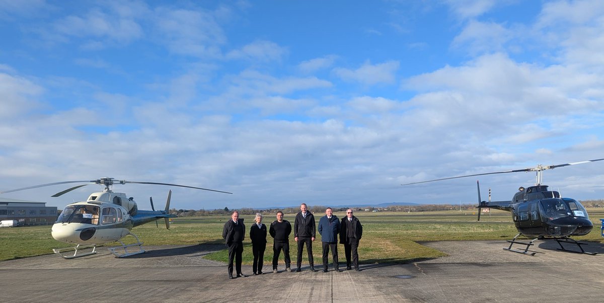 HeliflightUK's tweet photo. A few more photos from #CheltenhamFestival 2025. #CheltenhamRaces 🐎🚁🐎🚁 https://t.co/pNPqVWVYj7