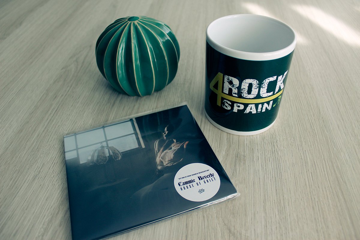 rock4spain (@rock4spain) on Twitter photo 🔥 Recién llegado a nuestra "redacción" el álbum debut en solitario de Cammie Beverly 🇺🇸 Próximamente, la #crítica de «House Of Grief» en #rock4spain 🔜
<a href="/icea_label/">IconsCreatingEvilArt</a> <a href="/esmerarte/">Esmerarte Industrias Creativas</a> <a href="/OceansofSlumber/">OceansofSlumber</a> #CammieBeverly #Review #TripHop #Pop #Alternativo #Gothic #FelizLunes #HappyMonday 🔥 Recién llegado a nuestra "redacción" el álbum debut en solitario de Cammie Beverly 🇺🇸 Próximamente, la #crítica de «House Of Grief» en #rock4spain 🔜
<a href="/icea_label/">IconsCreatingEvilArt</a> <a href="/esmerarte/">Esmerarte Industrias Creativas</a> <a href="/OceansofSlumber/">OceansofSlumber</a> #CammieBeverly #Review #TripHop #Pop #Alternativo #Gothic #FelizLunes #HappyMonday