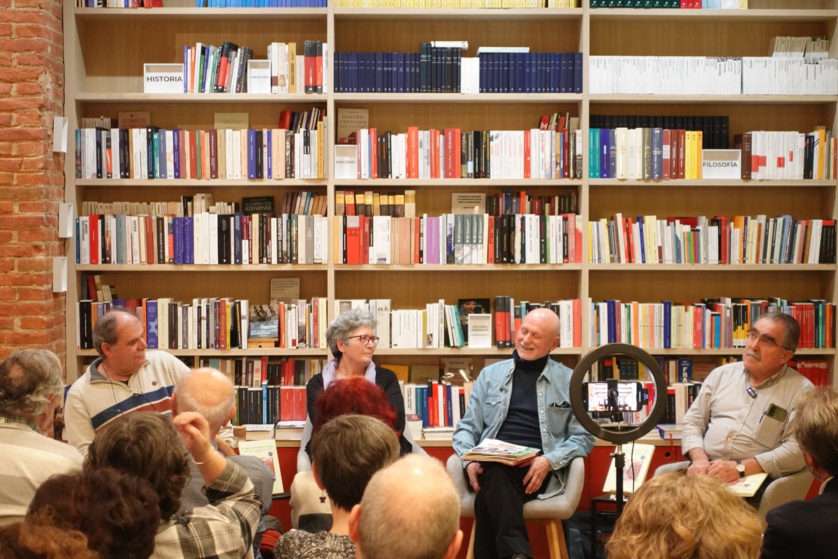 dykinsonlibros's tweet image. Marzo está siendo un mes lleno de vida en E·S·P·A·C·I·O DYKINSON, y sobre todo, lleno de libros. 

#libros #Madrid #libreriasdemadrid
