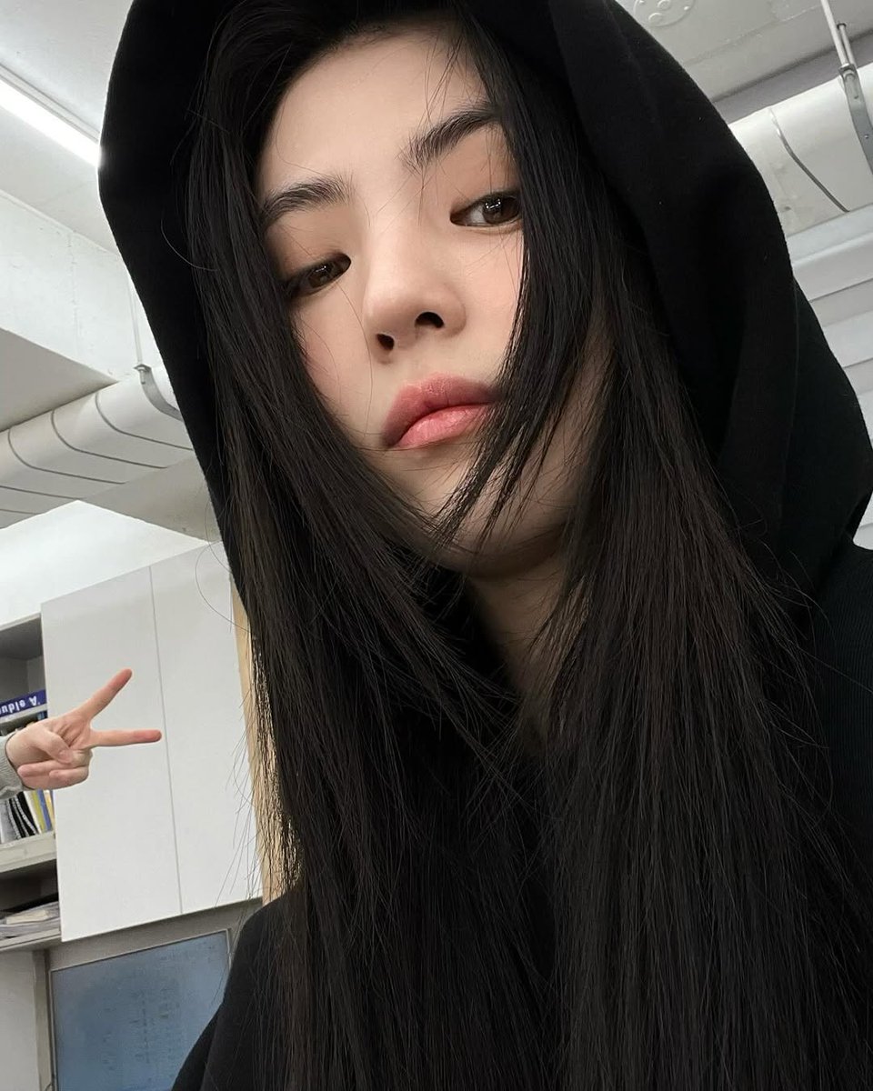Han So Hee Brasil tweet media
