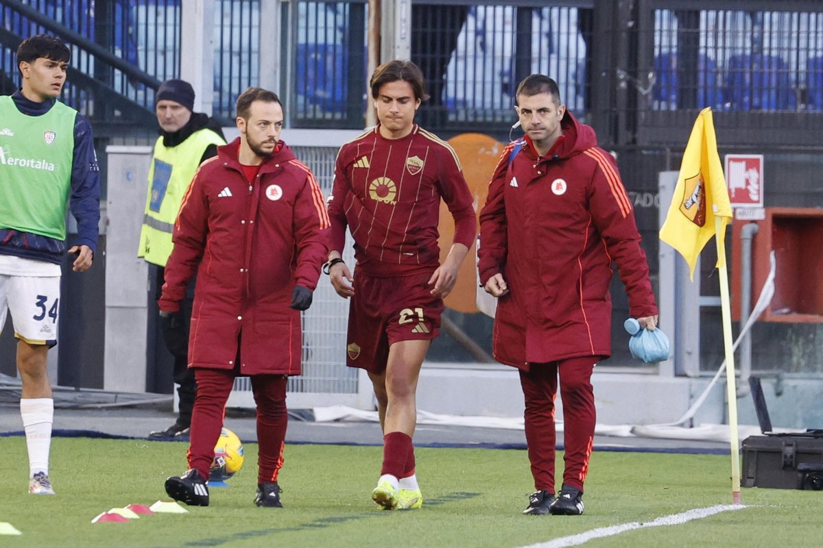Fil_Biafora's tweet photo. Gli esami strumentali a cui è stato sottoposto Paulo #Dybala hanno fatto la lesione del tendine semitendinoso della coscia sinistra. Salta gli impegni con l'#Argentina. Per #Rensch lesione dell'adduttore lungo sinistro

#ASRoma @tempoweb https://t.co/Wq3w63KkQ8