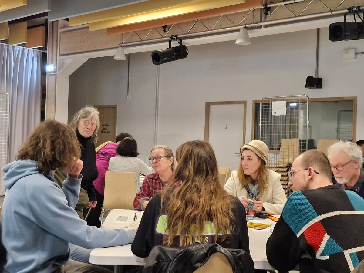 monquartier19's tweet image. Retour en images 📷
L'assemblée citoyenne du conseil de quartier Porte des Lilas s'est tenue le 11 mars.
Des ateliers riches qui ont permis de penser les activités du quartier : animation de la Place Charles Monselet, moments de convivialité, développement de l'art !
