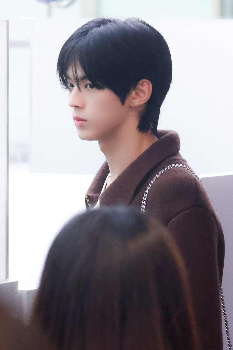 𝘀𝗶𝗴𝗻 tweet media