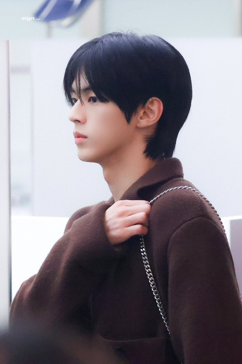 𝘀𝗶𝗴𝗻 tweet media