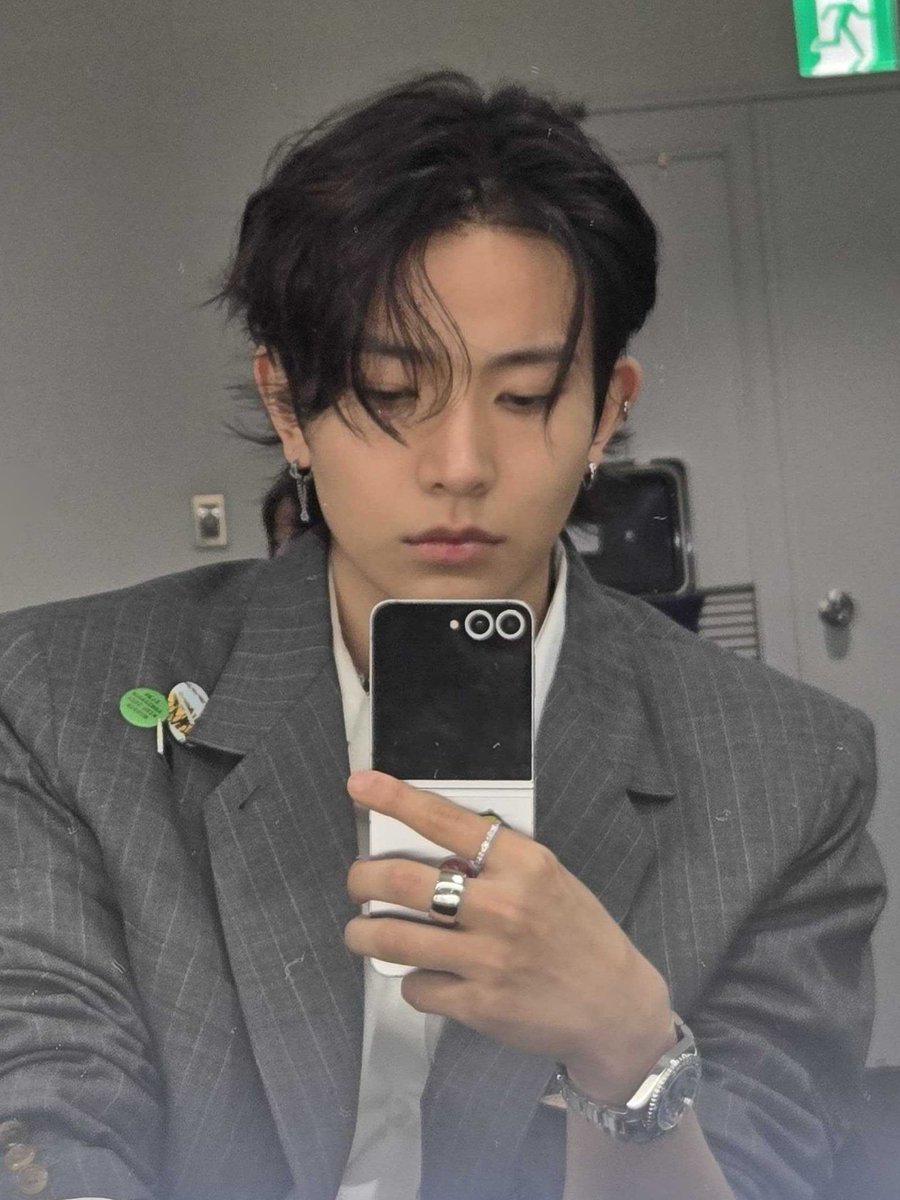 바이승 tweet media