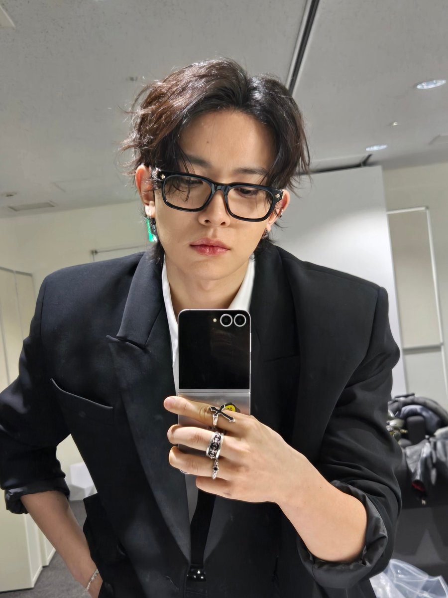 바이승 tweet media