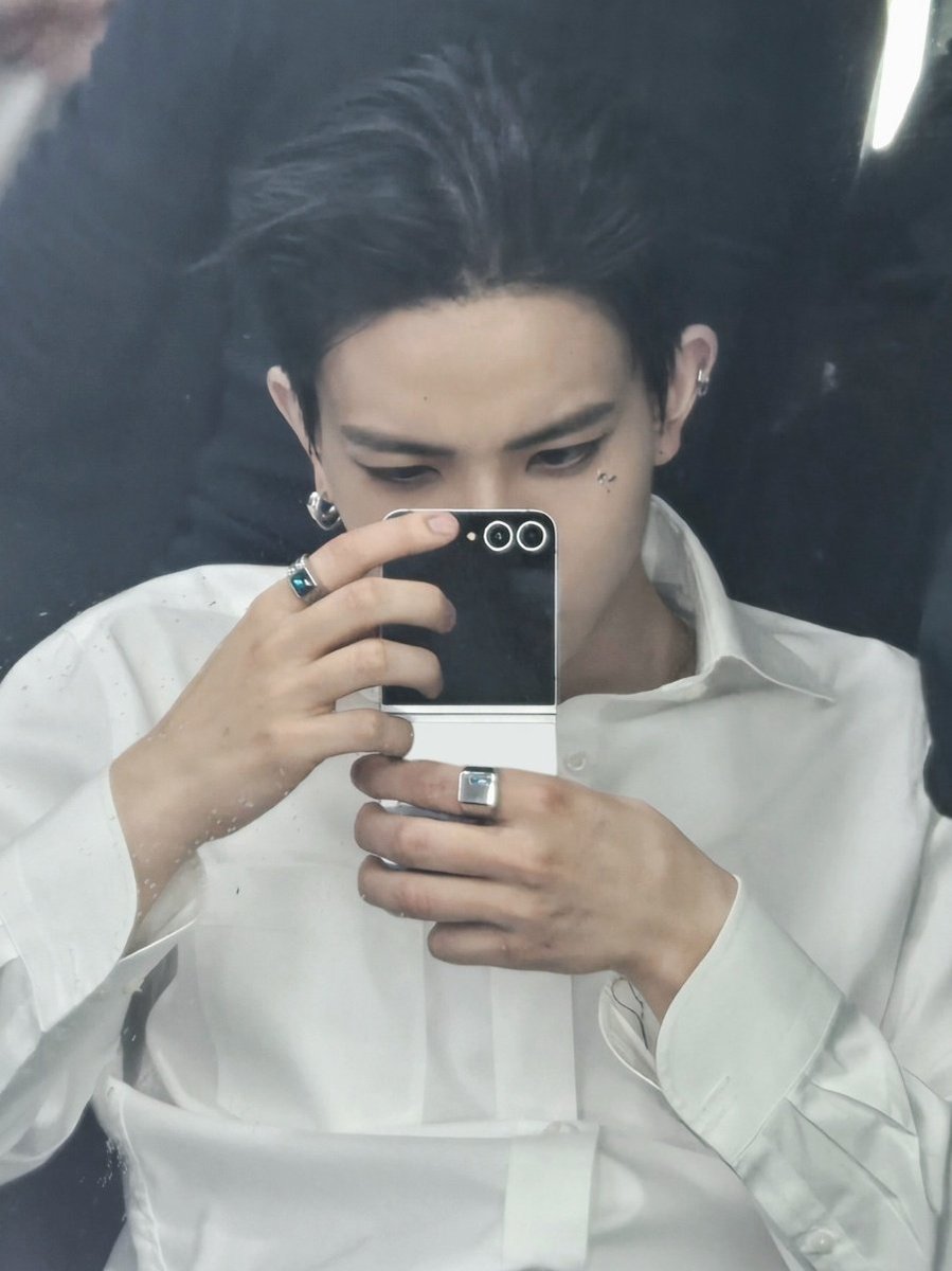 바이승 tweet media