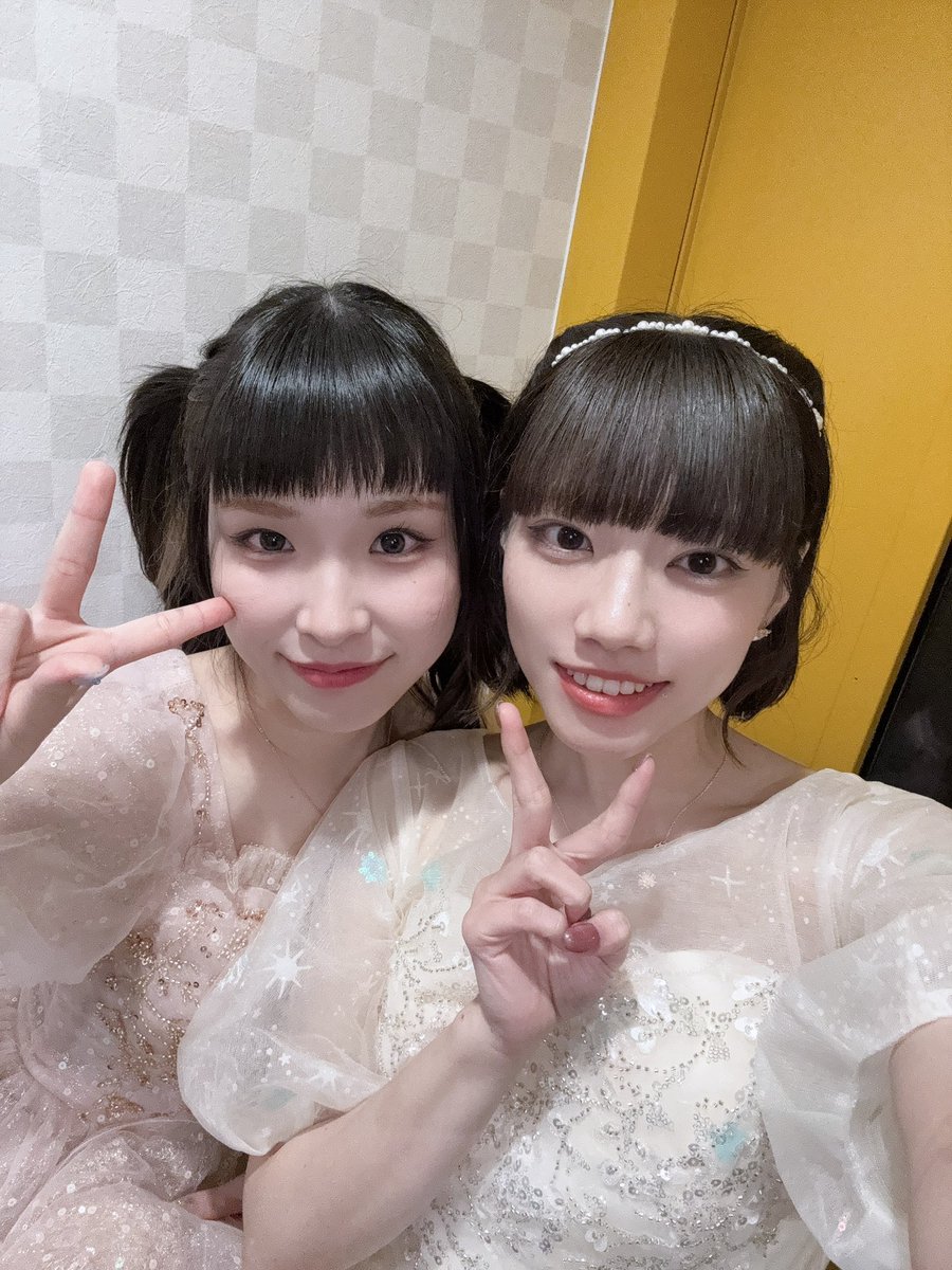 1Girls_4's tweet photo. 当たり前じゃないことを 当たり前のように
させていただいて、ファンの方がいてくれて
メンバーがいて スタッフがいて 本当に
幸せな 人生!!!!♡

みんなみんなから 
元気の源を貰ってたんだよう❤️‍🔥

正直 しんどいことたくさんあったけど
それよりも楽しいこと幸せなことだらけで
活動楽しかった！！！ https://t.co/bUWoTJOy2S