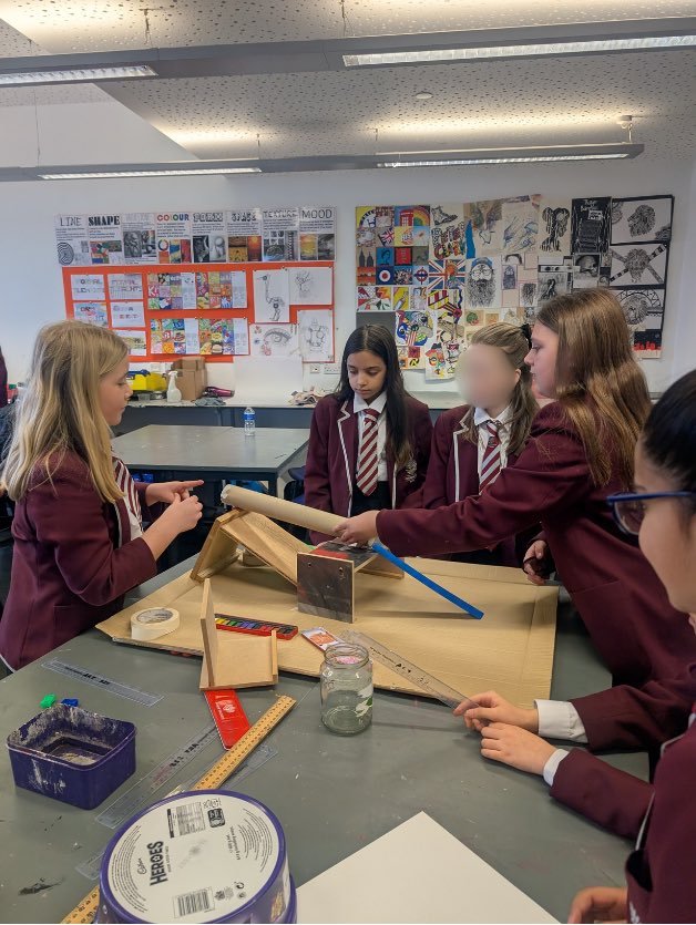 Last week we hosted #STEM week - a week dedicated to celebrating Science, Technology, Engineering and Maths - inspiring the Scientists 👩🏻‍🔬, Mathematicians 👨🏿‍🏫, and Engineers👷🏽‍♀️of the future!