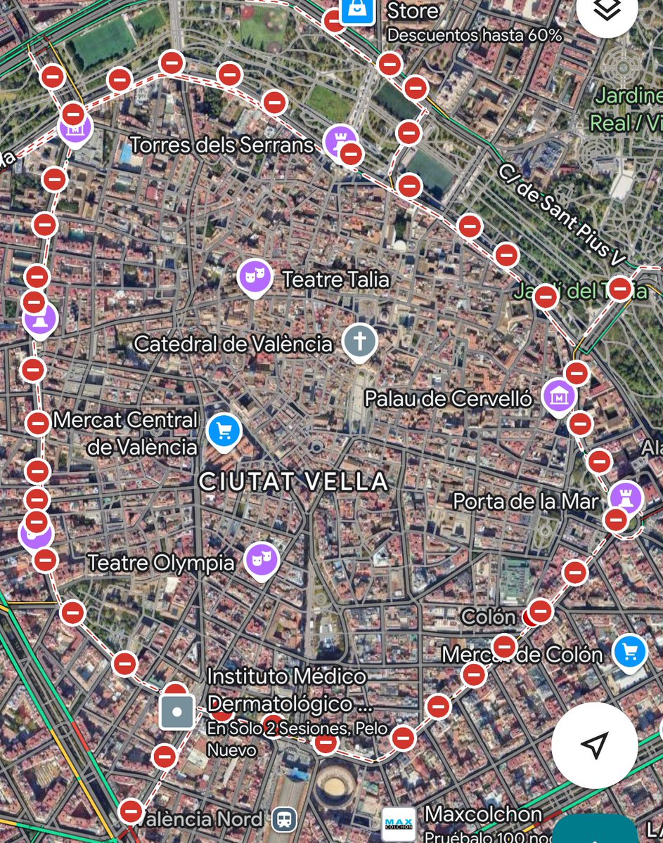 Ara mateix, Ciutat Vella és totalment inexpugnable. 
Si el 1238, Jaume I s’arriba a trobar açò, ara mateix estariem menjant paella halal 😂