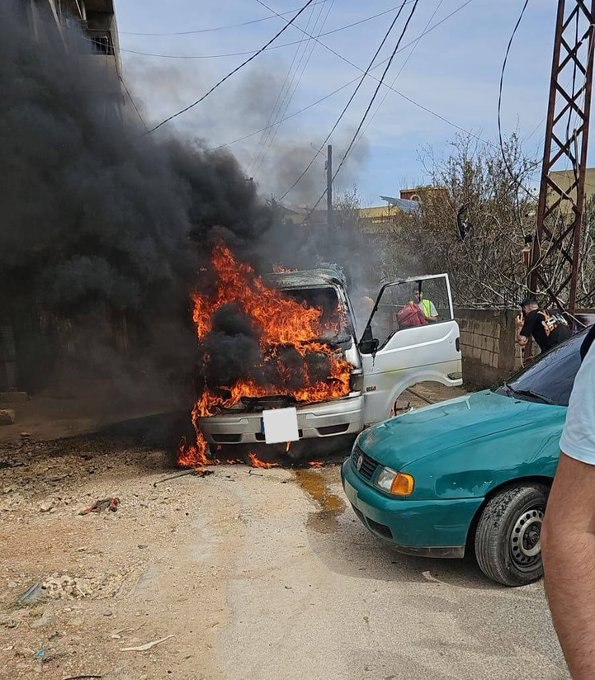 BabakTaghvaee1's tweet photo. #Breaking: The #Israel Air Force eliminated another senior member of #Hezbollah terrorist organization in the southern #Lebanon. A vehicle in use of the terrorist in question was targeted by means of a Nimrud missile launched by a Hermes-450 armed drone at #Yahmor. https://t.co/ku1eFOtB1Y