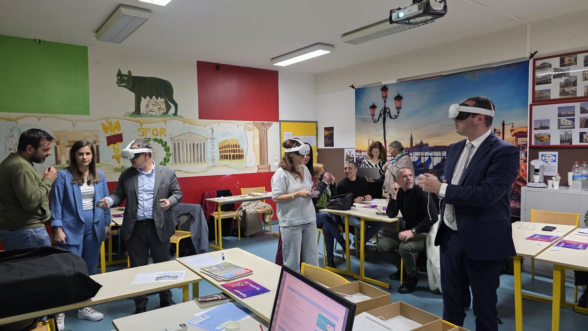 ✨Accompagnement et recueil de besoin sur les casques de #RéalitéVirtuelle !
 🚀Échange d'idées, retour d'expérimentation, découverte autour de la #VR
🎯#Enseignants #Personnels
🔍<a href="/accorse/">Académie de Corse</a> #FIL #Formation <a href="/Canope_2A/">Atelier Canopé Corse 2A</a> #Cardie #Numérique #CasqueVR
