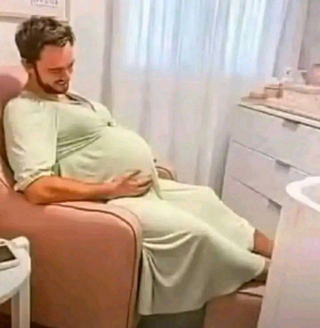 لكل شاب داخل بحساب باسم بنت الله يرزقك هذه اللحظة قول آمين يمكن ينقبل الدعاء في رمضان 😂😩