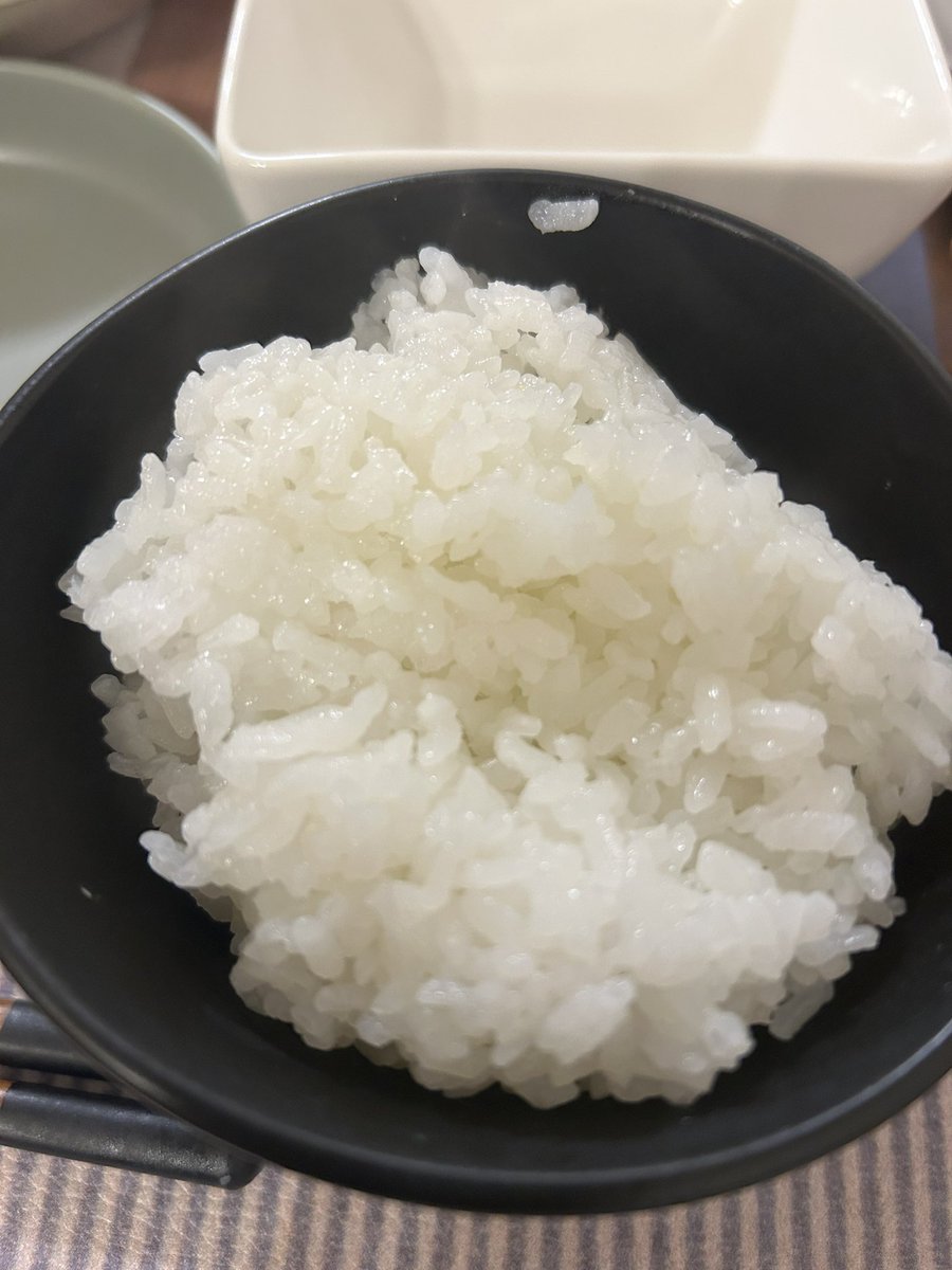 今夜も勝手につかぺで
コメ評価のお時間です🌾

【夢ごこち】石川県産

甘み ★★★★ 上限超過しました
粘り気★★☆
固さ★☆☆
もっちり★★☆

 #甘みがピカイチ
 #独断と偏見
 #賛否受付けます
 #炊き方水の量など一律にしてます
 #好みは固めもっちりあっさり