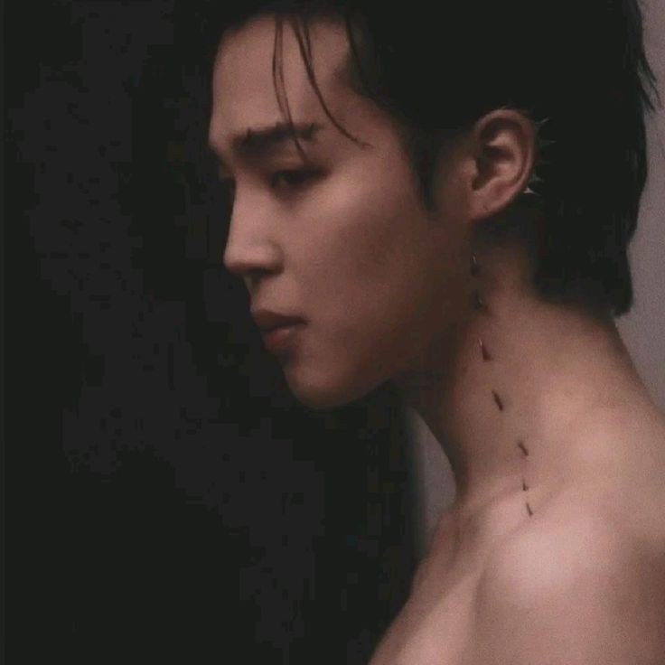 jimin_lil_devil's tweet photo. OMGGGGG JIMINNNNN?? 

A livin' painting???????? 😭 https://t.co/S1fk9S0FLl