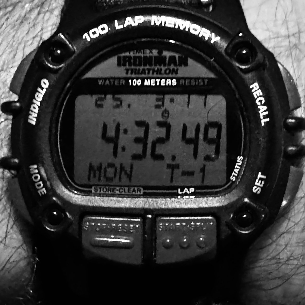 Jocko Willink (@jockowillink) on Twitter photo Monday. GO. Monday. GO.