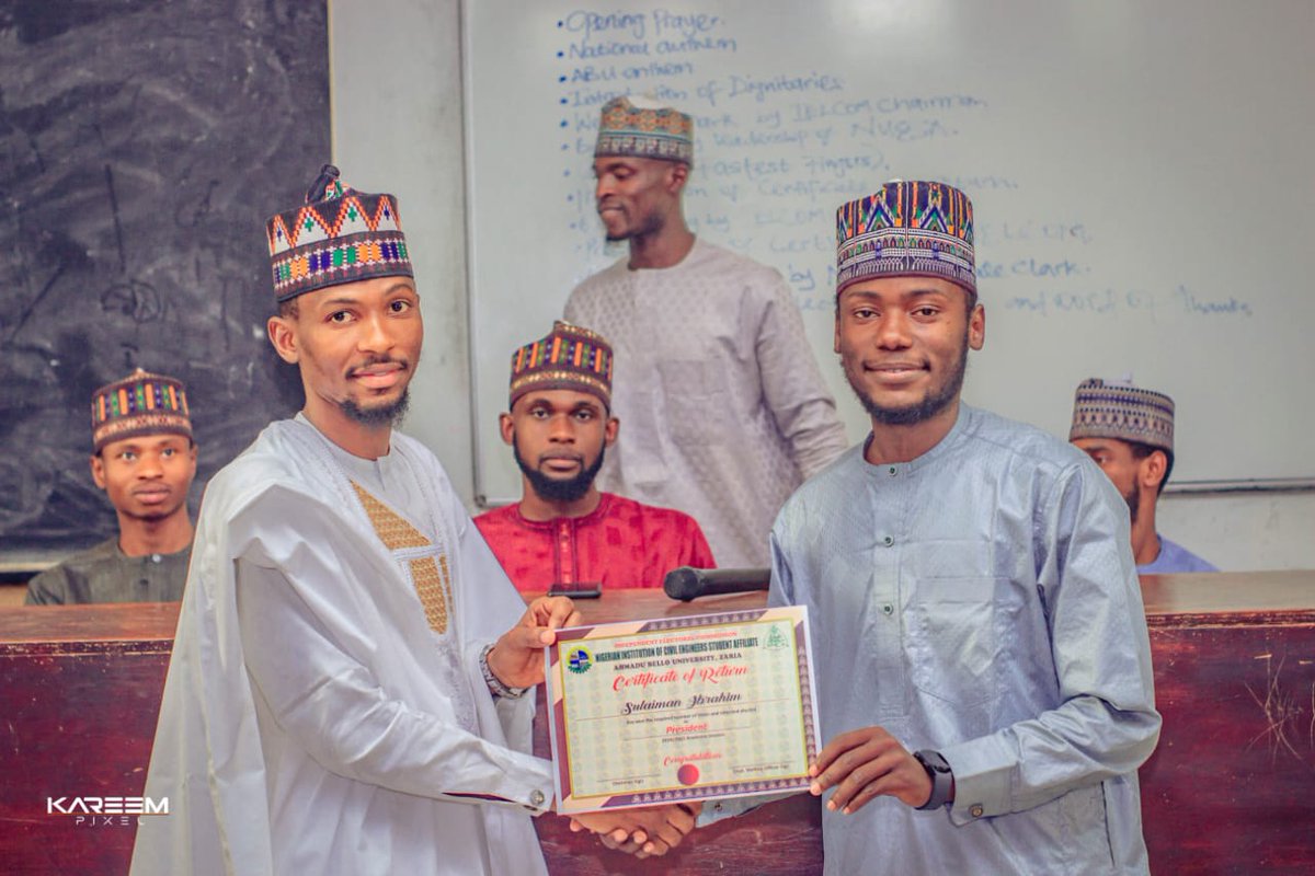 alkassim_zango's tweet photo. I was honoured to attend the inauguration of the newly elected executives of the NICESA ABU Zaria, where I gave a brief talk on leadership and presented certificates of return and service to the new executives and electoral committee. https://t.co/iSW3EdE3se