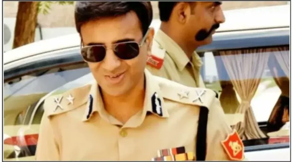 JayTripathiWNC's tweet image. 🚔🎬 IPS Amit Lodha: From Police Officer to Netflix Star! ⭐
Explore the incredible journey of IPS Amit Lodha from duty to digital fame! 💪📺
📖 Read : worldnewscorp.com/ips-amit-lodha…

#AmitLodha #IPSOfficer #NetflixIndia #InspiringJourney #TrueStories #PoliceLeadership