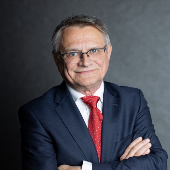 📣 Informujemy, że Rada Nadzorcza Krajowej Agencji Poszanowania Energii S.A. powołała Pana Jacka Kostrzewę na stanowisko Prezesa Zarządu.

👉 Komunikat prasowy: kape.gov.pl/blog/aktualnos…