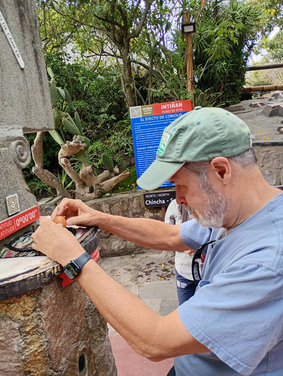 CamiAdventures's tweet image. Visiting the Equator line near Quito is indeed a very common and memorable experience for tourists.
#camiadventures #middleoftheworld #equatorline #privatetourguide #PrivateTourExperience #Quito #quitoecuador #camiadventureslocaltouroperator #familytravel #familytime #familytrip
