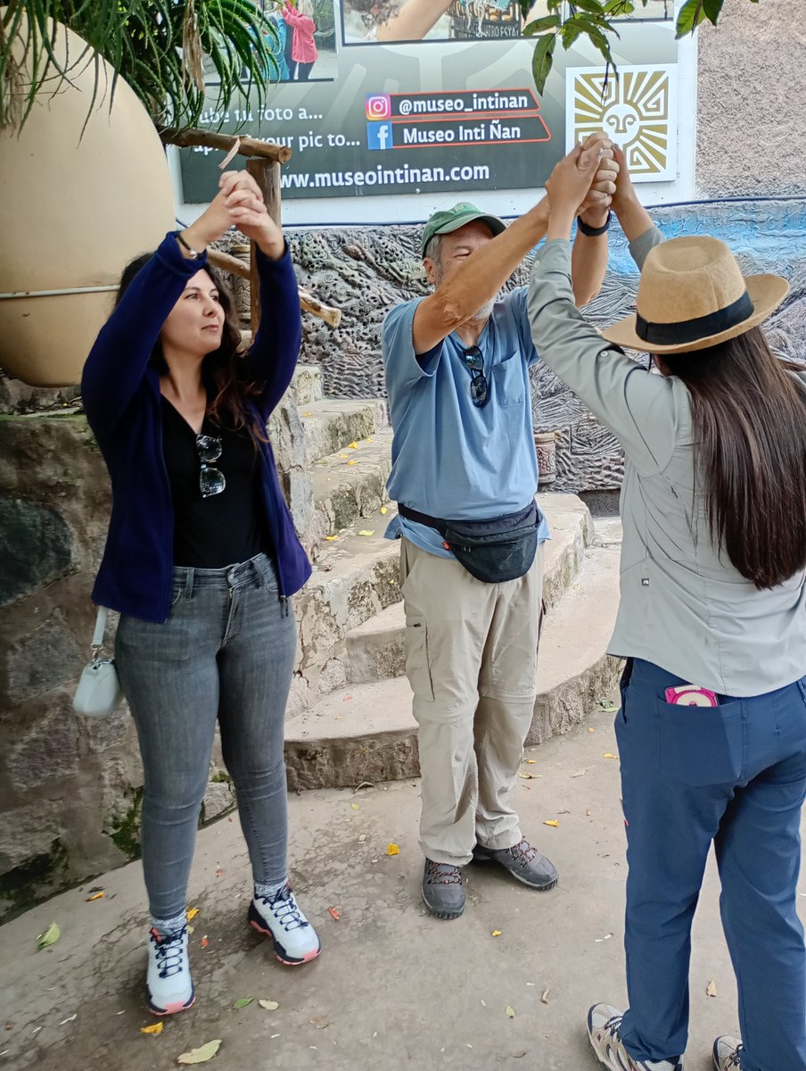 CamiAdventures's tweet image. Visiting the Equator line near Quito is indeed a very common and memorable experience for tourists.
#camiadventures #middleoftheworld #equatorline #privatetourguide #PrivateTourExperience #Quito #quitoecuador #camiadventureslocaltouroperator #familytravel #familytime #familytrip