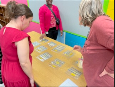 WingateESNC's tweet photo. Last week teachers learned about incorporating AGriculture in their lessons. They also recieved a classroom hydroponics system. We can't wait to see what they grow with their class! #wingateagtech @UCPSNC @AGHoulihan @TopperJenn58692 https://t.co/fo1TdhD7IW