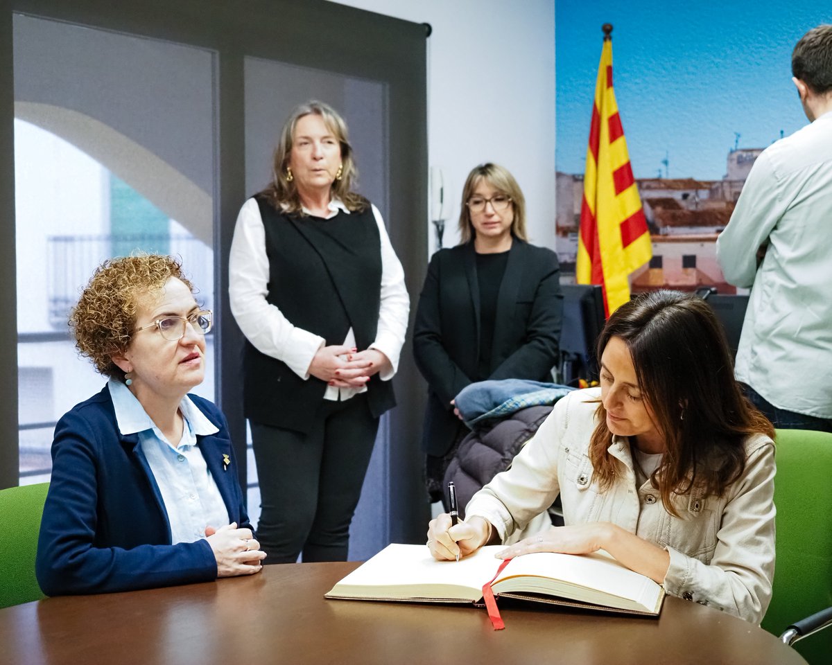 Ajuntament de la Bisbal del Penedès tweet media