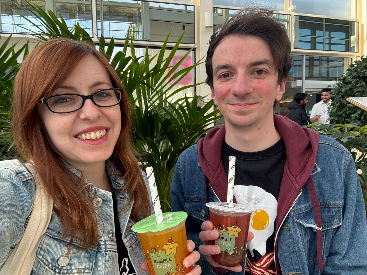 TheApplauseBand's tweet image. Just two cu-teas exploring Milton Keynes last weekend!
