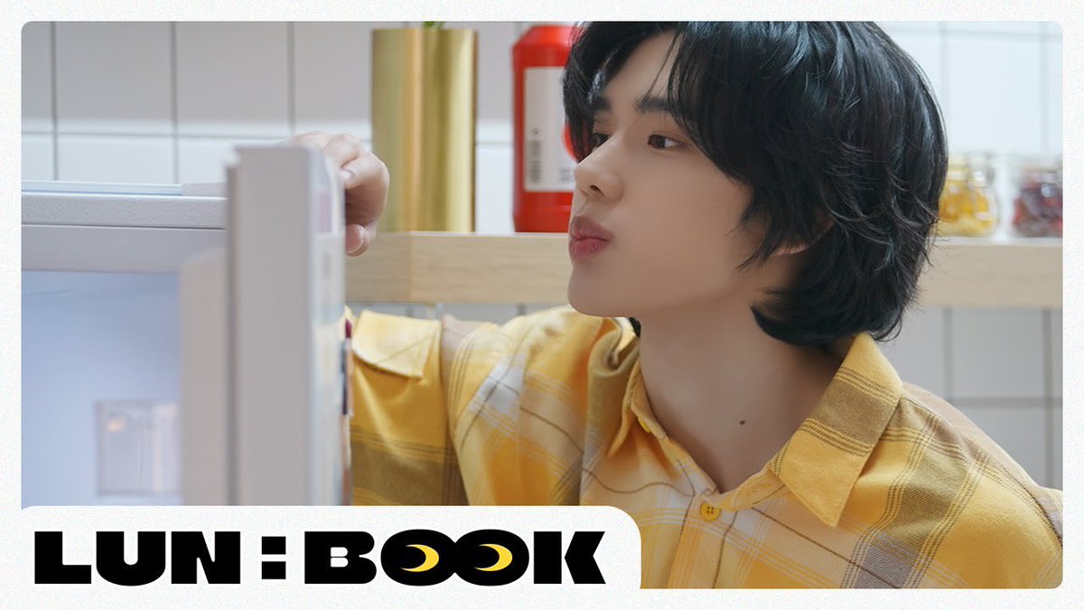 lun8_id's tweet photo. [🎥] #LUN_BOOK Chael di bulan Maret yang datang seperti musim semi 🌸

▶ https://t.co/VhMIpjZGxn 

#루네이트 #LUN8 #러베이트 #LUV8 #LUN8_ID #카엘 #Chael #캠퍼스플러스 #CAMPUSPLUS
🐨𓂃 ଓ https://t.co/ArLEiVAuFd