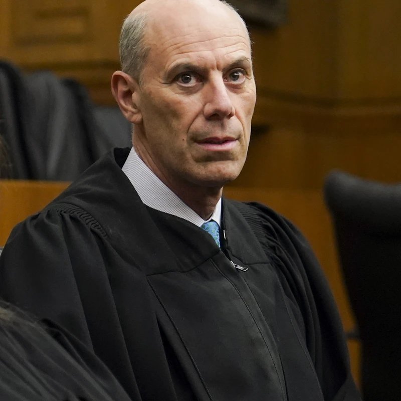 Eric Daugherty on X: "NEW: Judge Boasberg, who tried to get Trump's recent criminal deportation flights to "turn around" mid-air, attended Trump's criminal court proceedings in 2023 - CBS https://t.co/81flOMBnEf" / X