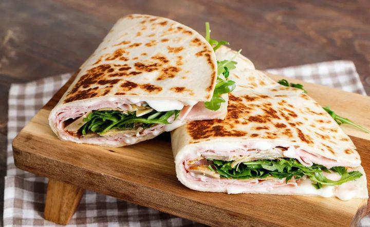 POST DI APPREZZAMENTO SULLE PIADINE PERCHÉ È IL CIBO DEGLI DEI