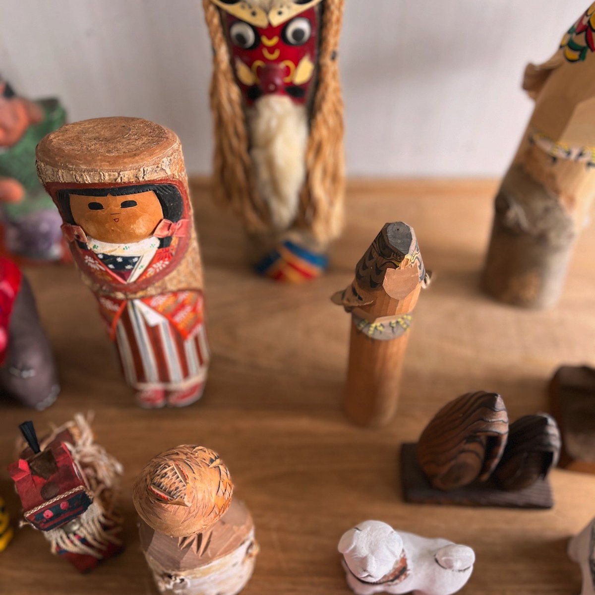 【告知】3.26（水）〜3.30（日）まで
高円寺の「本店•本屋の実験室」にて民芸品の販売会を行います！
郷土玩具も多数持っていきます！
地方色が豊かな時代の物は面白い。

住所: 166-0002 東京都杉並区高円寺北3-5- 17(コクテイル書房横、サムソン
開催期間　3.26（水)~3.30(日)
営業時間　12時~20時