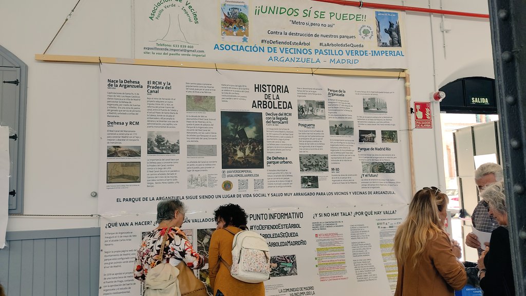 AVVerdeImperial's tweet photo. 4/4
Y compartimos con la ciudadanía este conocimiento durante 1 AÑO en la valla del parque y en la Nave de Terneras.
Si nos hubieran escuchado, se lo habríamos explicado.
Entonces: ¿Sorpresa por el "hallazgo"? NINGUNA
#RMC 
#MetroSíPeroNoAsí https://t.co/5kVqVL8s5d