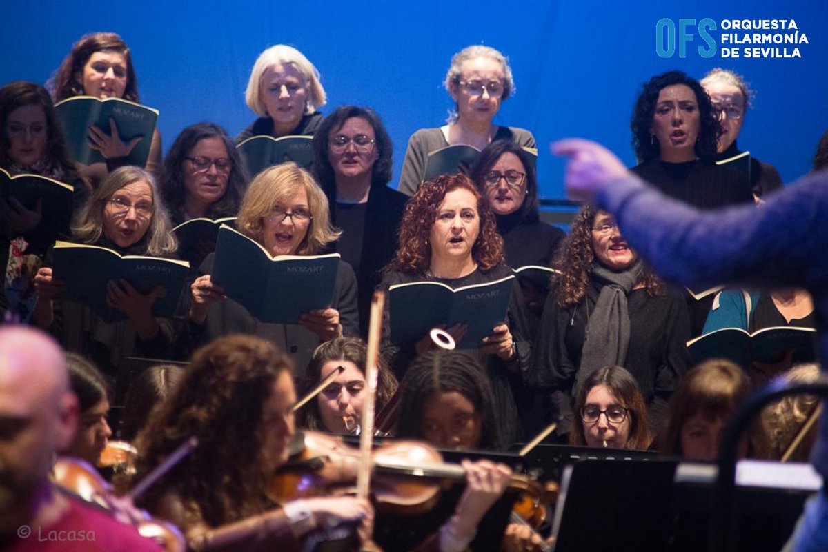 Del Réquiem salimos más fuertes. Emocionados por sentir que nuestros instrumentos vibran de forma diferente cuando nos rodean las voces del coro. 
Somos un equipo que confía en el rumbo tomado. 
Ahora, más que nunca, Filarmonía.

#OFS
#Filarmoniadesevilla
#Mozart