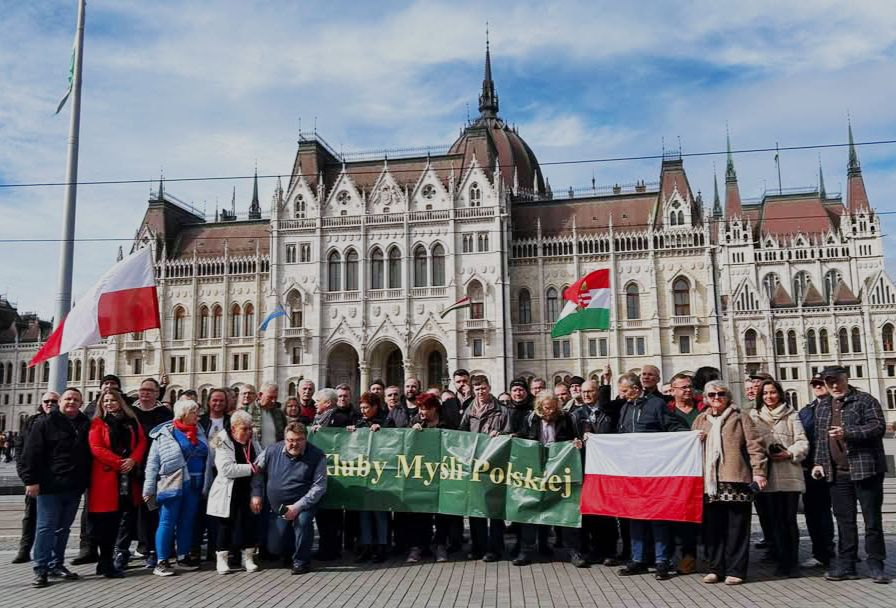 ukasz19713582's tweet photo. Węgry 2025
#MyslPolska #Budapeszt #Śmiech #Piasta https://t.co/DsD2FVIJ4f