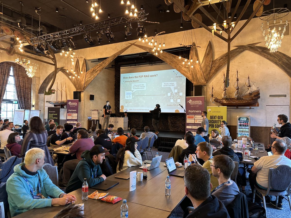 craylormade's tweet image. #CFHack teams are presenting their hard work to the judges! #CloudFest