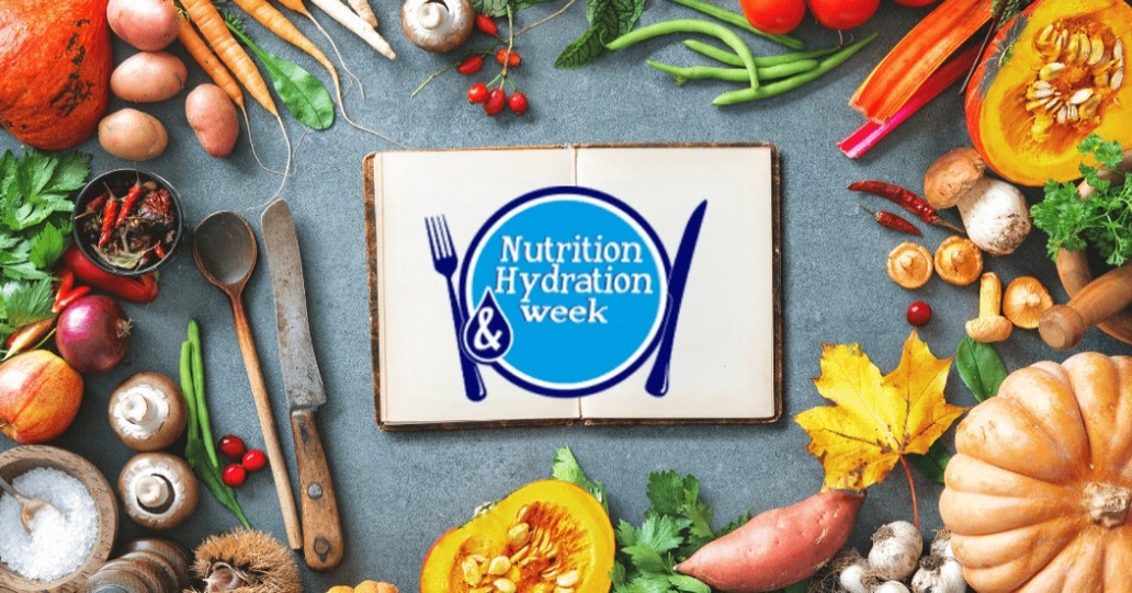 UHNM_NHS's tweet photo. This week is Nutrition and Hydration week 🍏🍓🍋🥦🍅

Don't forget that we have a fruit and vegetable stand outside of the main building at Royal Stoke Hospital. Pop along and get your #5aday!

 #nutritionandhydrationweek https://t.co/WrNGi8ZKWF