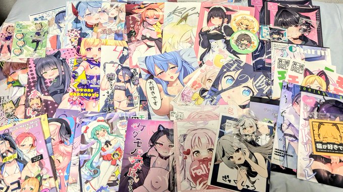 せんアカ戦利品〜(1部冬コミ)
新刊交換デュエルしてくださった方ありがとうございました!!😭
差し入れもたくさんいただけてとても嬉しいです!ありがとうございます!!!!!
新刊と差し入れ、じっくり美味しくいただきますね… 