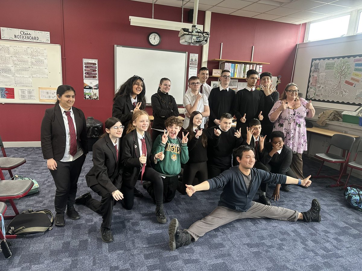 St Roch's Secondary DDE (@strochsec_dde) on Twitter photo When a visit from <a href="/BDA_Scot/">BDA Scotland</a> turns into an impromptu dance session! 🕺🏻 We loved asking Jia McKenzie all about his experience of being a dancer. Thanks for visiting! #SignLanguageWeek2025 When a visit from <a href="/BDA_Scot/">BDA Scotland</a> turns into an impromptu dance session! 🕺🏻 We loved asking Jia McKenzie all about his experience of being a dancer. Thanks for visiting! #SignLanguageWeek2025